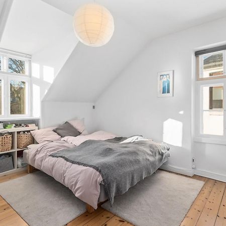 Rooms In Quiet White Villa Apartment Hortensiavej 8 On Frederiksberg C København Eksteriør billede
