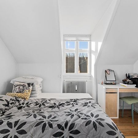 Rooms In Quiet White Villa Apartment Hortensiavej 8 On Frederiksberg C København Eksteriør billede