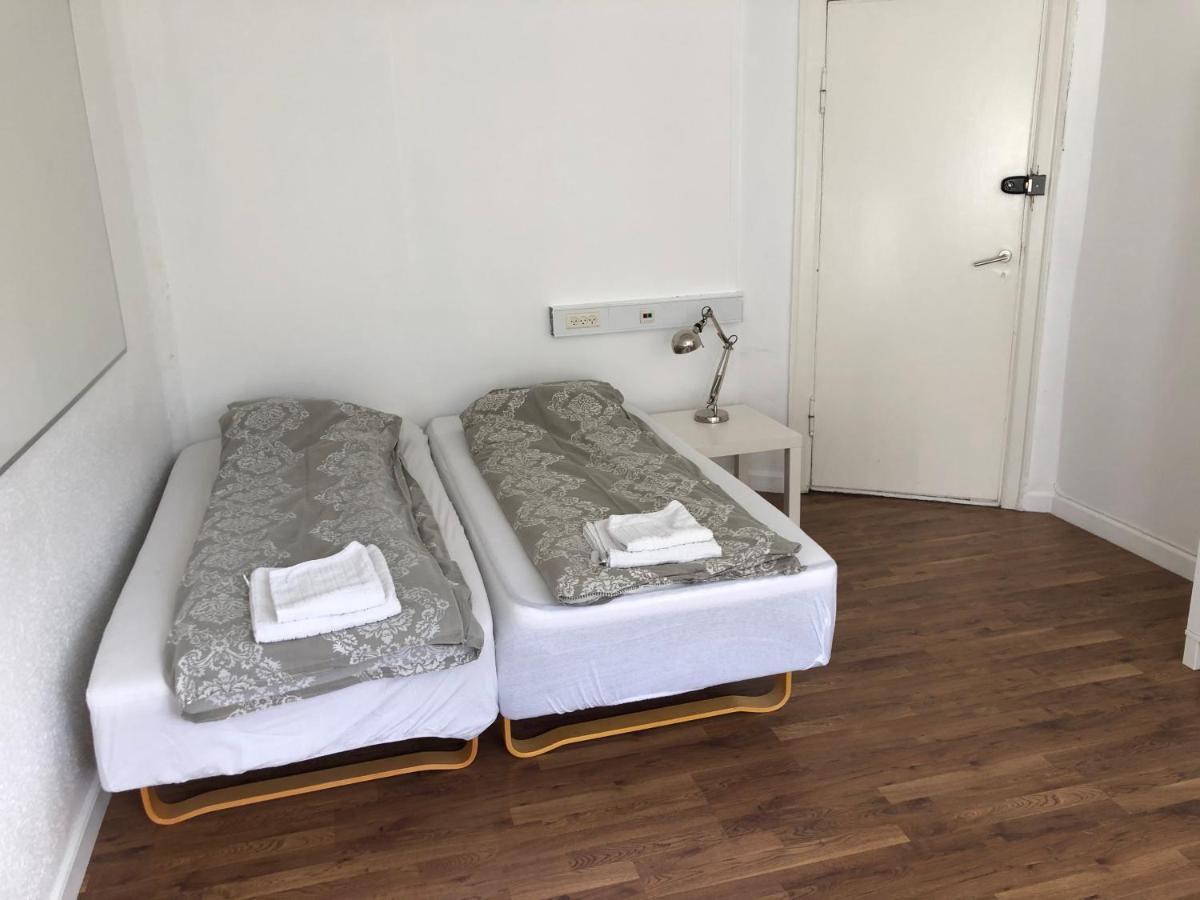 Rooms In Quiet White Villa Apartment Hortensiavej 8 On Frederiksberg C København Eksteriør billede