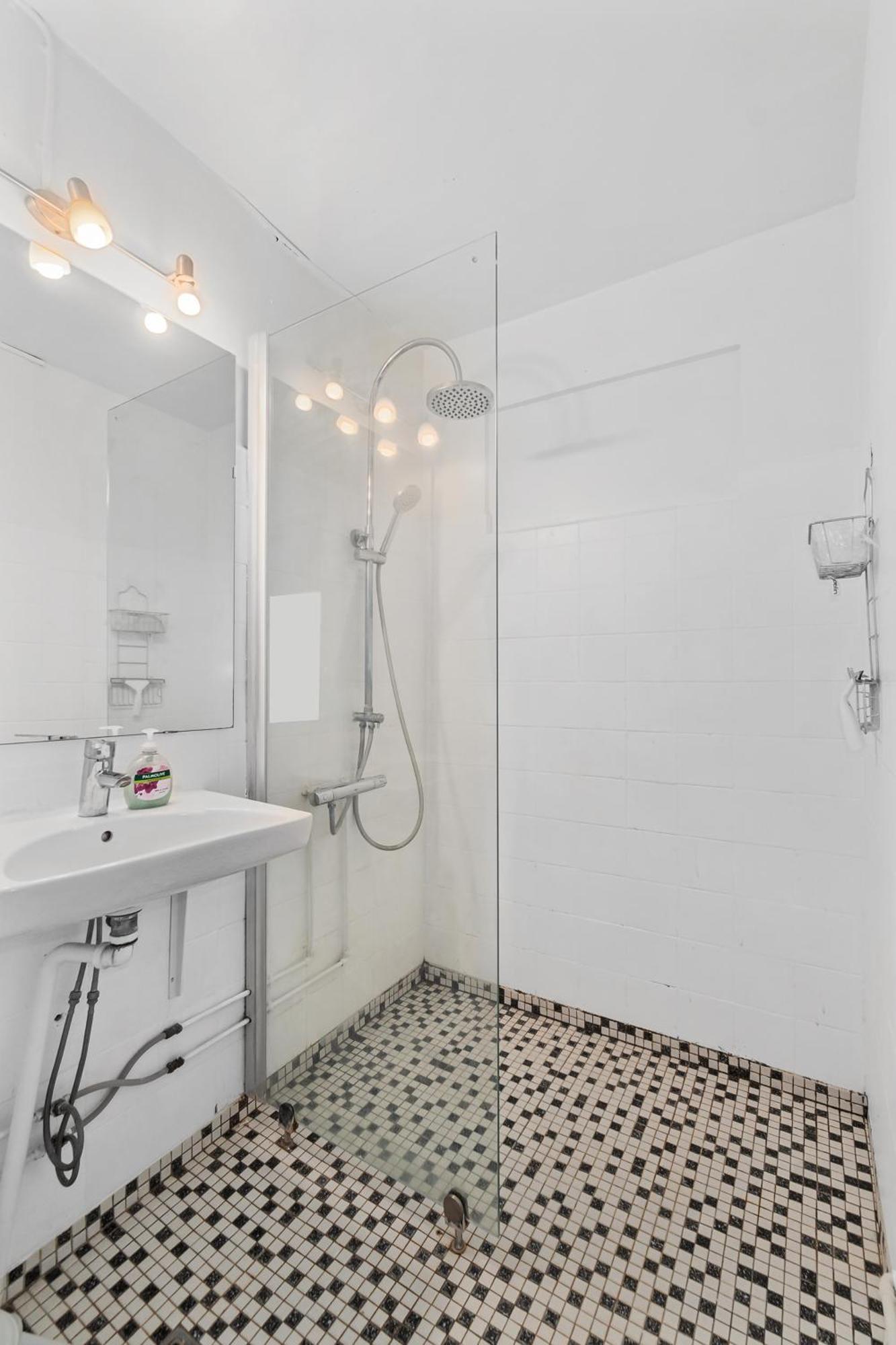 Rooms In Quiet White Villa Apartment Hortensiavej 8 On Frederiksberg C København Eksteriør billede
